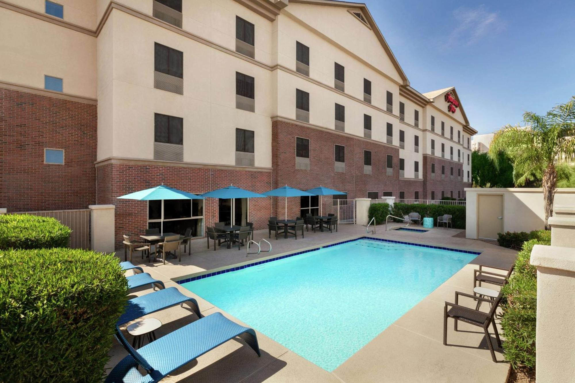 Hampton Inn Phoenix Midtown Downtown Area Exterior photo