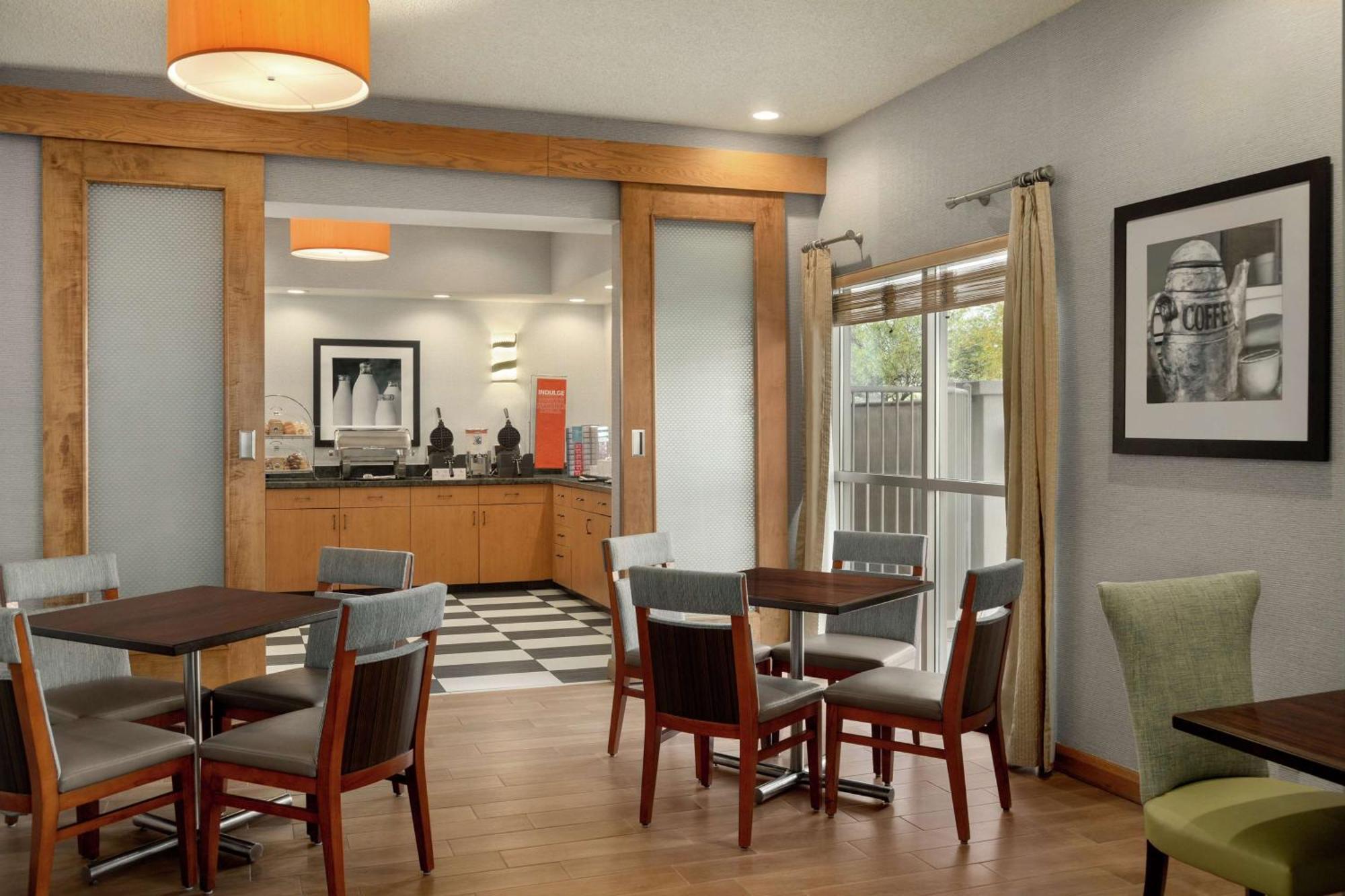Hampton Inn Phoenix Midtown Downtown Area Exterior photo
